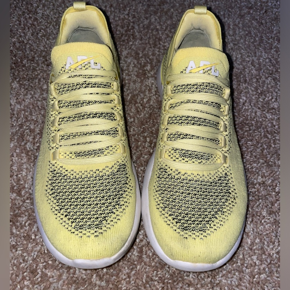 APL Running Shoes